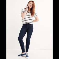 Madewell 9" Mid-Rise Skinny Jeans in Larkspur Wash: TENCEL Denim Edition