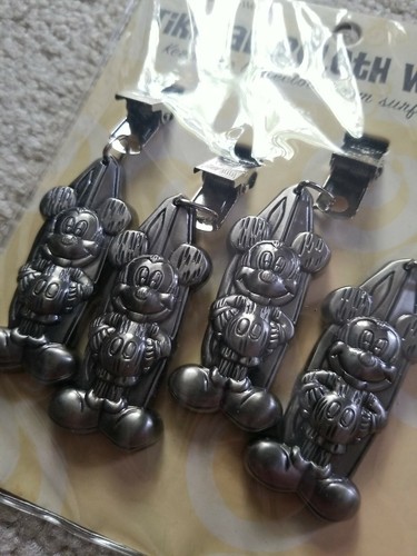 Walt Disney World Disneyland Resort Tiki Mickey Mouse Tischdecke Gewichte T506 - Bild 3 von 3