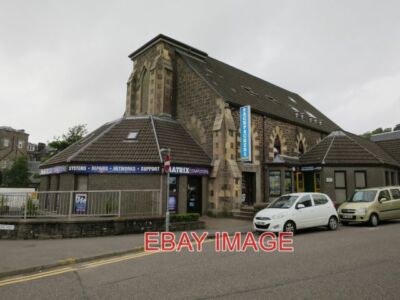FOTO BACKPACKERS PLUS OBAN EINES VON ZWEI HOSTELS AUF DER STRASSE. 2015