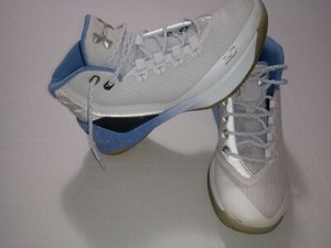 boys basketball shoes size 7