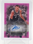 VICTOR WEMBANYAMA 2025-26 TOPPS DEFINITIVE DEFINING IMAGES PINK AUTO /15 Q0895