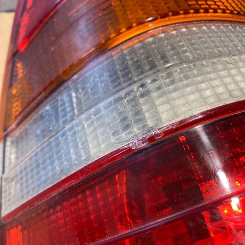 Conjunto de luz trasera izquierda mercedes-benz w124 wagon 1248204364 - Imagen 3 de 15