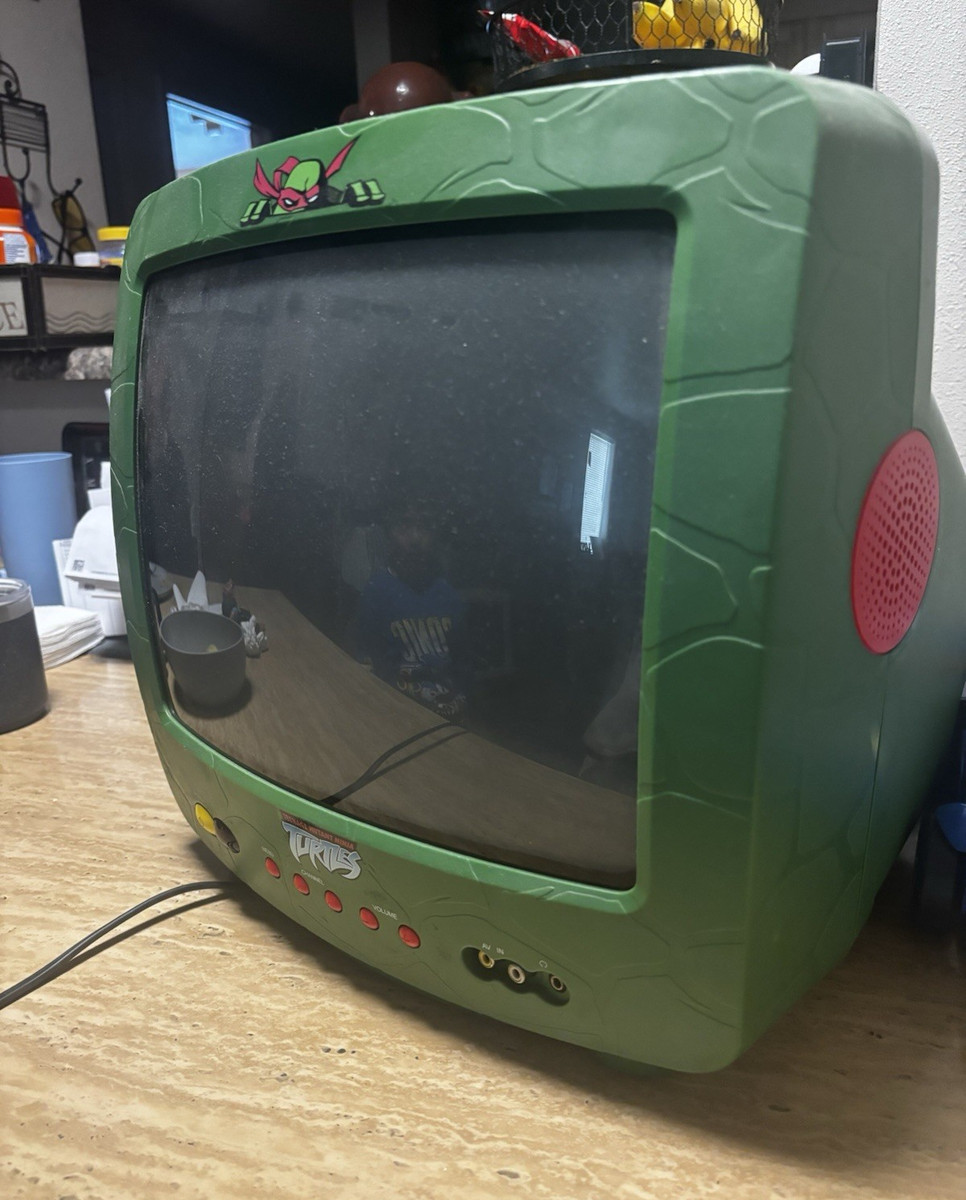 Teenage Mutant Ninja Turtles Collectible CRT TV Green Red Model