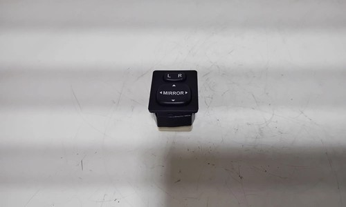 TOYOTA COROLLA Verso E12 Spiegeleinstellschalter 183574 2.00 Diesel 27590080