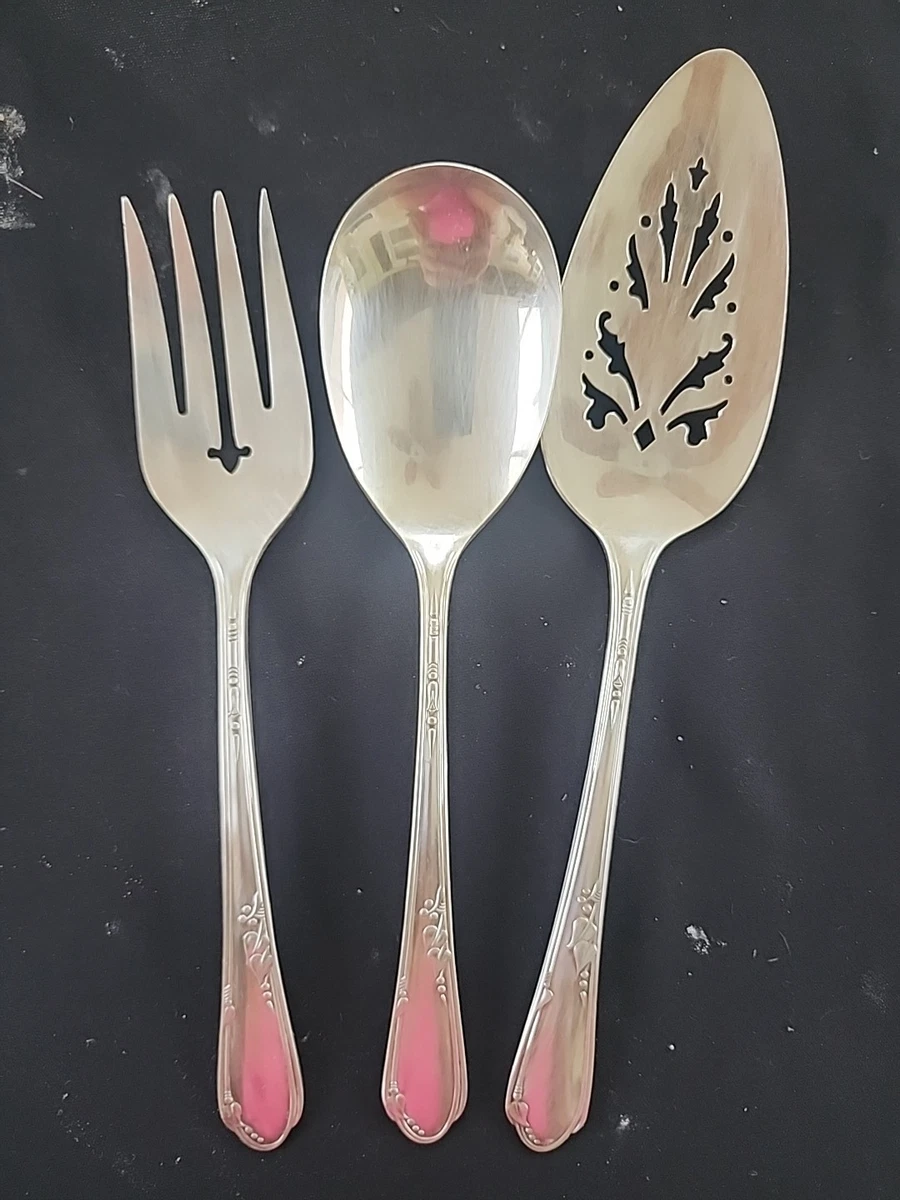 Wm. Rogers A Serving Fork Antique US Silver-Plated Flatware for