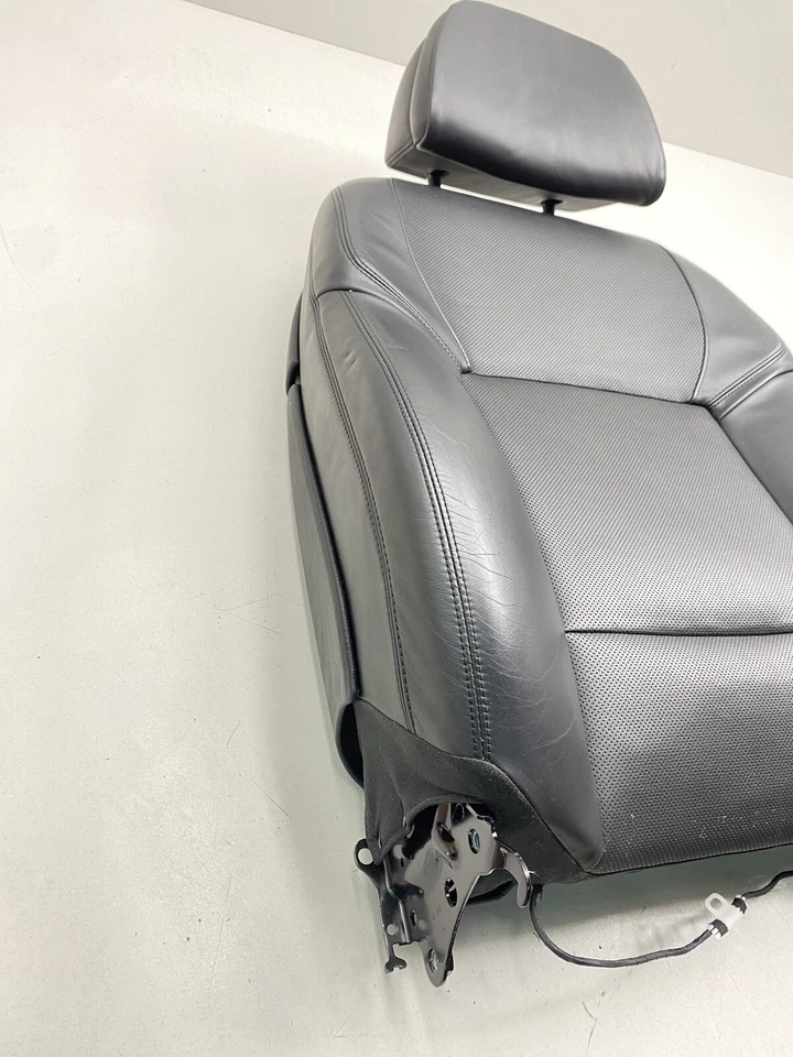 BMW 750Li XDRIVE 2014 - Asiento superior delantero derecho respaldo conjunto cojín cuero Foto 3 de 4