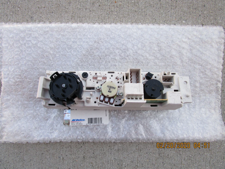 吉姆西雪佛兰 15191309 ACDELCO 15-73372 空调加热器 气候温度控制 全新 — 第 3/4 张图片
