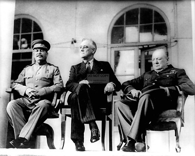 STALIN, ROOSEVELT AND CHURCHILL DURING TEHRAN CONFERENCE - 8X10 PHOTO (EP-109)