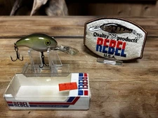 Vintage Rebel Naturalized Deep Wee R Green Shad Nice :) Bass Fishing Lure