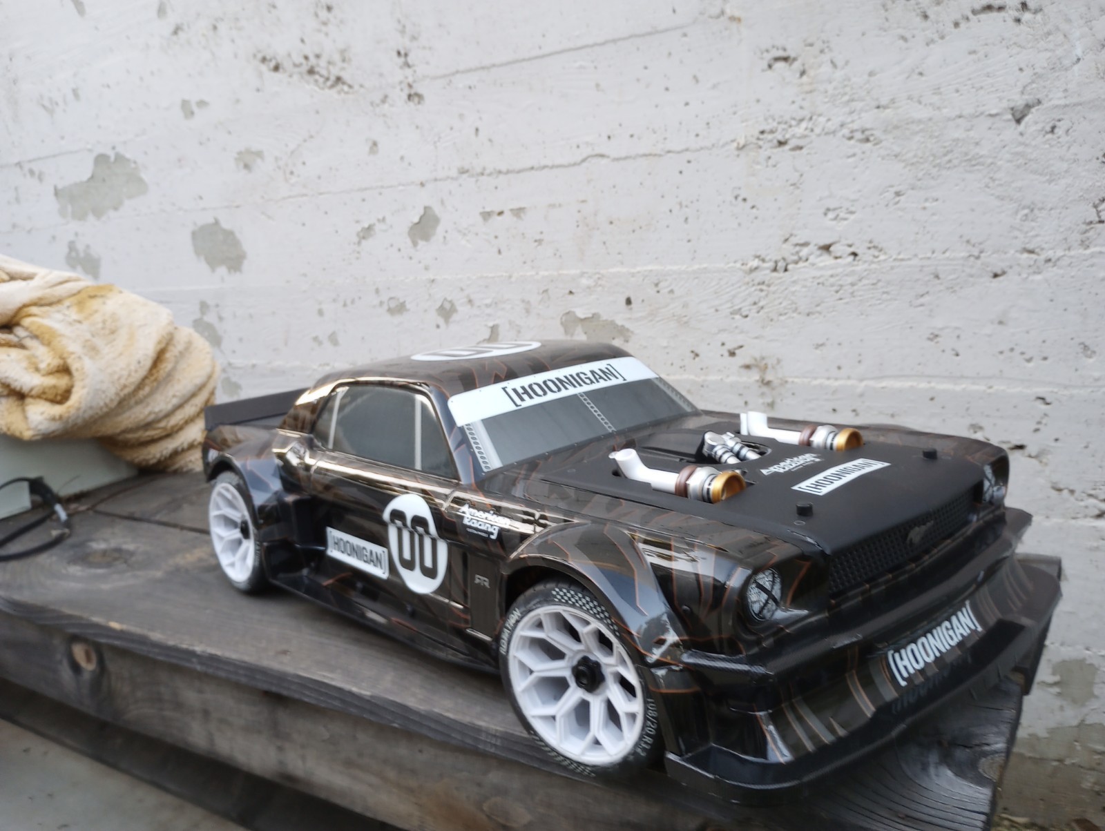 Team Associated SR7 Hoonicorn 1/7 Electric 4WD On Road RTR