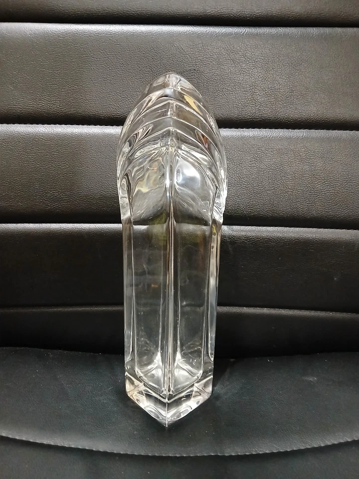 "Florero de cristal Mikasa Art Deco flauta en V de 12"" de alto" Foto 4 de 4