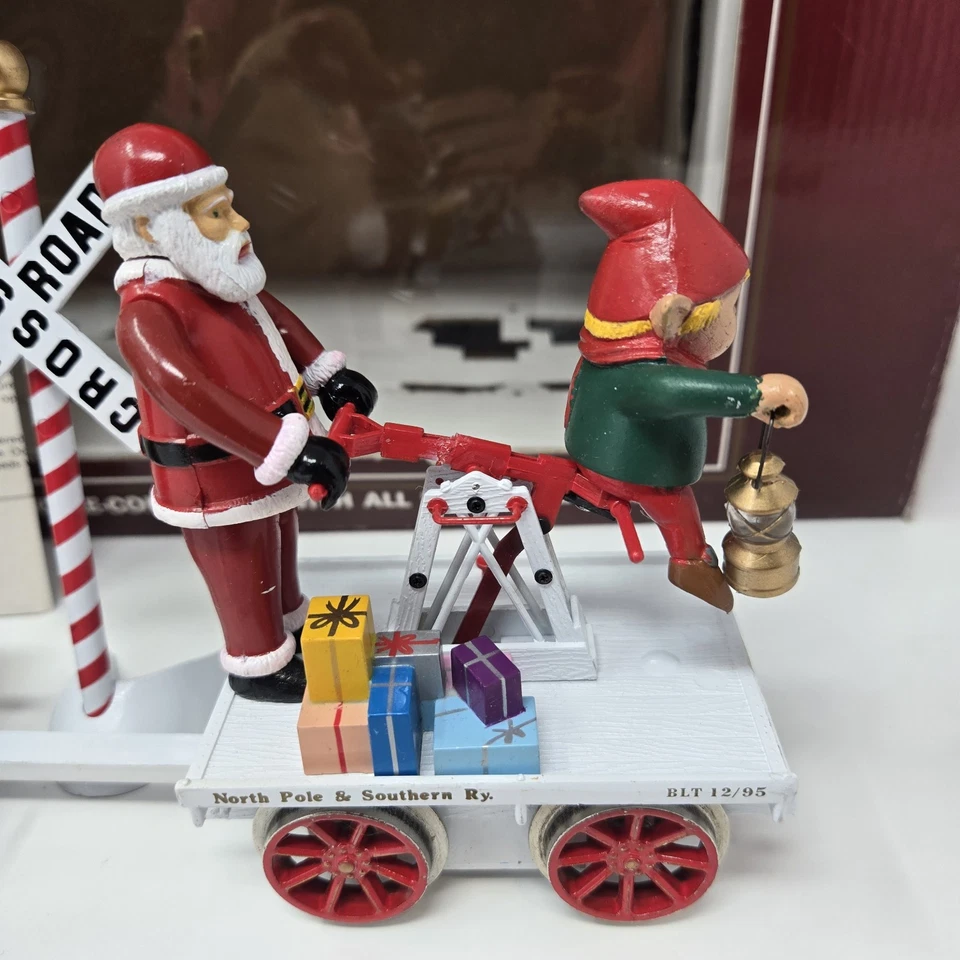 Bachmann 96241 Christmas Hand Car #2 with Santa and Elf G Scale READ! - Image 4 of 4