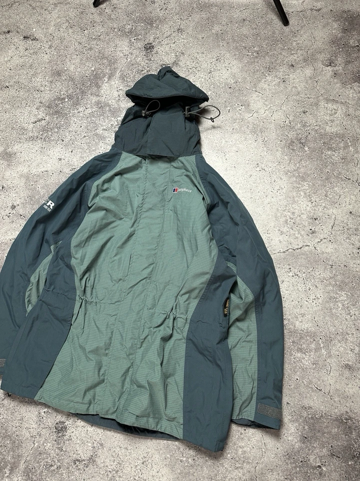 Berghaus Gore Tex XCR Full Zip Outdoor Turquoise Waterproof Jacket Womens Sz 12 - Image 2 of 4
