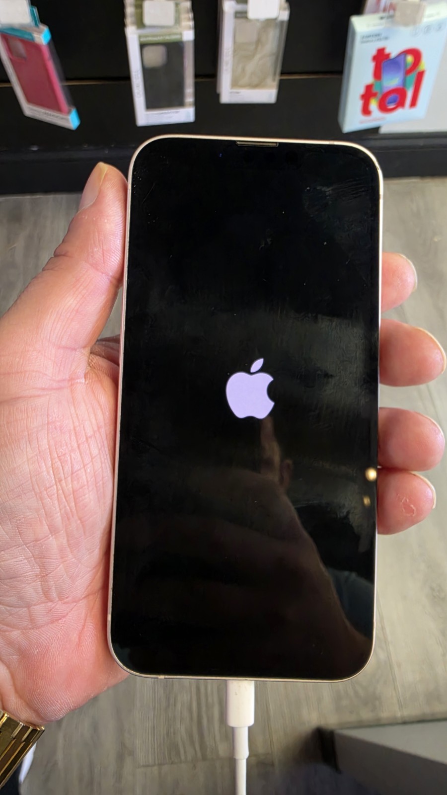 Apple iPhone 13 - 128 GB - Pink (Unlocked)