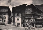 25-20A POSTCARD FRIULIAN LANDSCAPE ANIMATED COSTUMES TRAVELLED LAME UDINE 1953