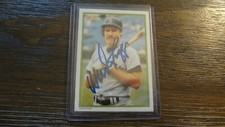 1986 TOPPS ALL STAR WADE BOGGS  AUTOGRAPHED BASEBALL CARD 