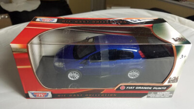 MOTORMAX DIE CAST COLLECTION FIAT GRANDE PUNTO BLUE 1:24 SCALE NIB