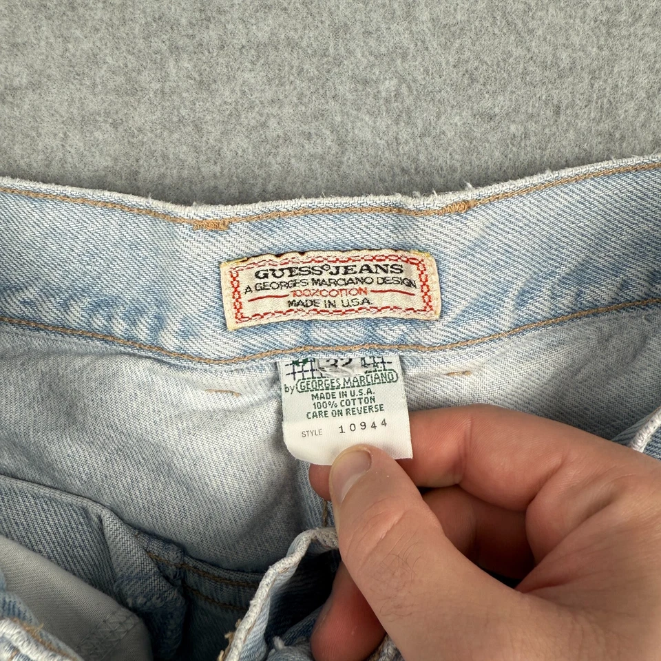 Pantalones Cortos De Colección Guess Para Mujer 28 10" Lavado Claro Botón Mosca Logo Grunge Hip Hop Años 90 EE. UU. Foto 3 de 4