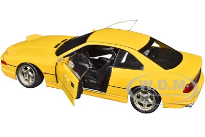BMW 850 (E31) CSI Dakar Yellow 1990 - Solido - 1/18