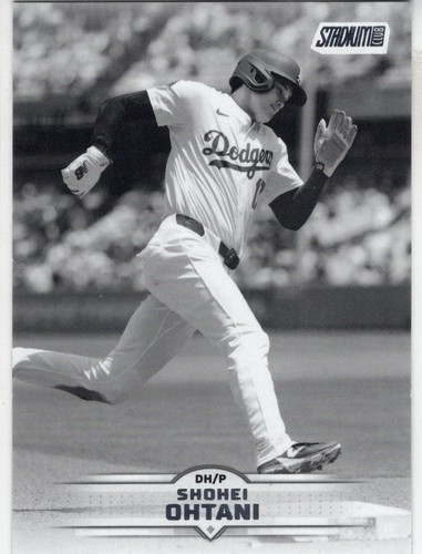 2025 Topps Stadium Club Shohei Ohtani Black & White #58