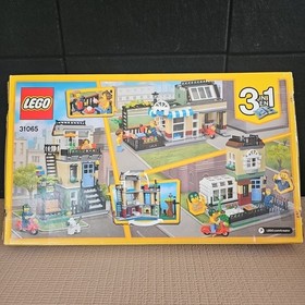 LEGO Creator 3-in-1 Park Street Townhouse (31065) One Pack Not Factory Sealed 