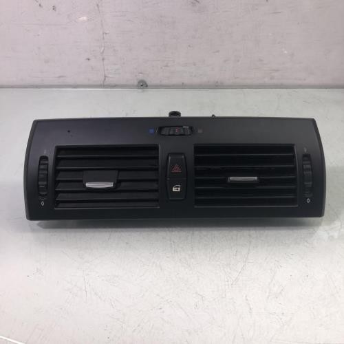 Bocchetta aerazione cruscotto BMW X3 E83 PHASE 2 64223415965 - Foto 4 di 20