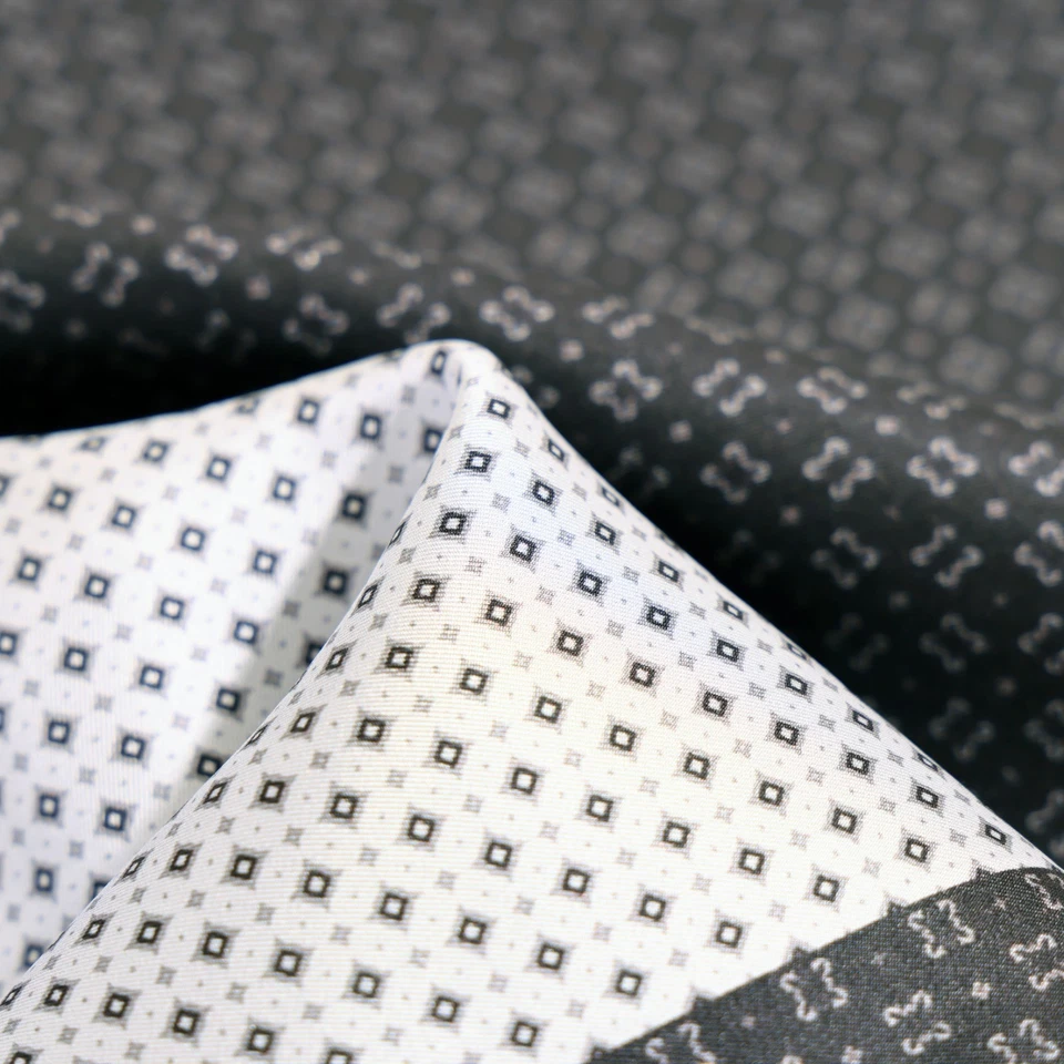 Traje Para Hombre Sarga de Seda Bolsillo Cuadrado Blanco y Negro Patrón Geométrico 21" 53cm Foto 4 de 4