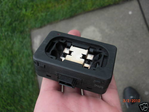1999-2001 BMW E38 RAIN SENSOR X5 735iL 728i 740 540 528 M3 M5 E46 E39 530 525 - Picture 2 of 2