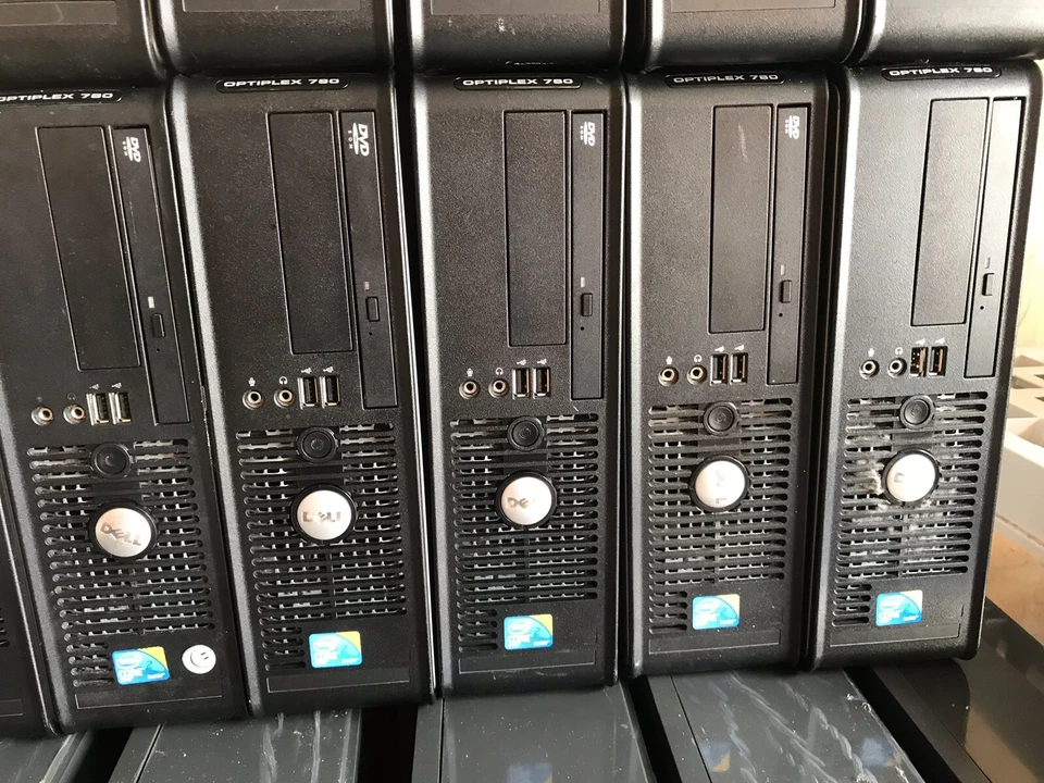 Dell Optiplex 780 Decktop PC Tower  - Image 2 of 4