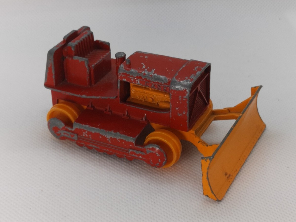Vintage Lesney Matchbox King Size Case Tractor No. K 17 Used