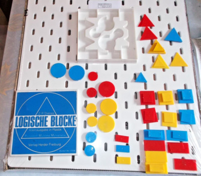 Dienes, Logische Blöcke, Kleinausgabe in Plastik, Verlag Herder Freiburg