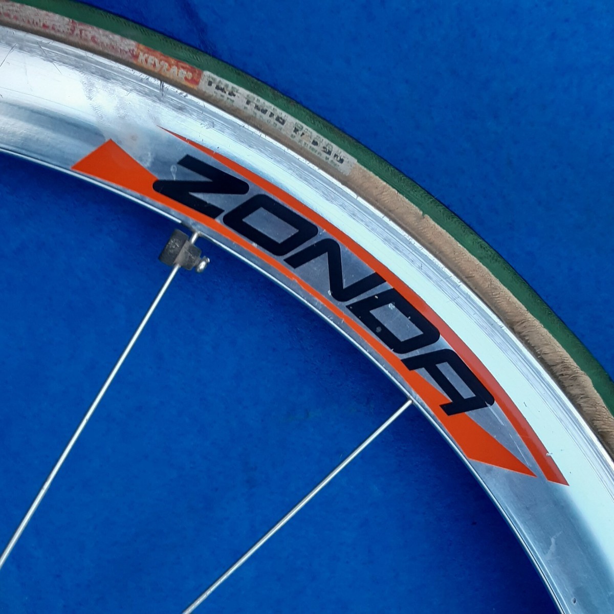 CAMPAGNOLO ZONDA 700C CLINCHER WHEEL SET VINTAGE | eBay CAMPAGNOLO ZONDA 700C CLINCHER WHEEL SET VINTAGE | eBay