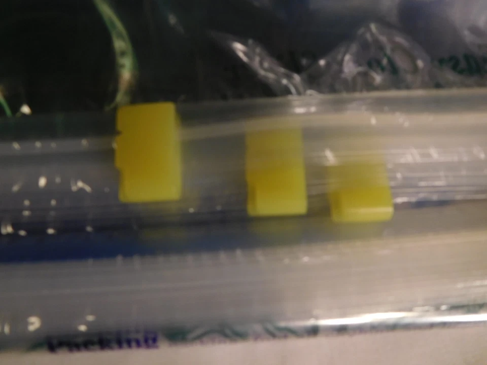 10 Space Saving Pack-Mate Vacuum Storage Bag 6 med, 3 LG, 2 JUMBO - Image 4 of 4