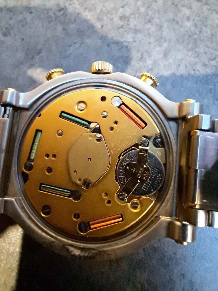 Reloj Hombre Vuarnet Squaw Peak Dos Tonos Alta Calidad 00747 ¡con 27 Joyas!! Foto 4 de 4