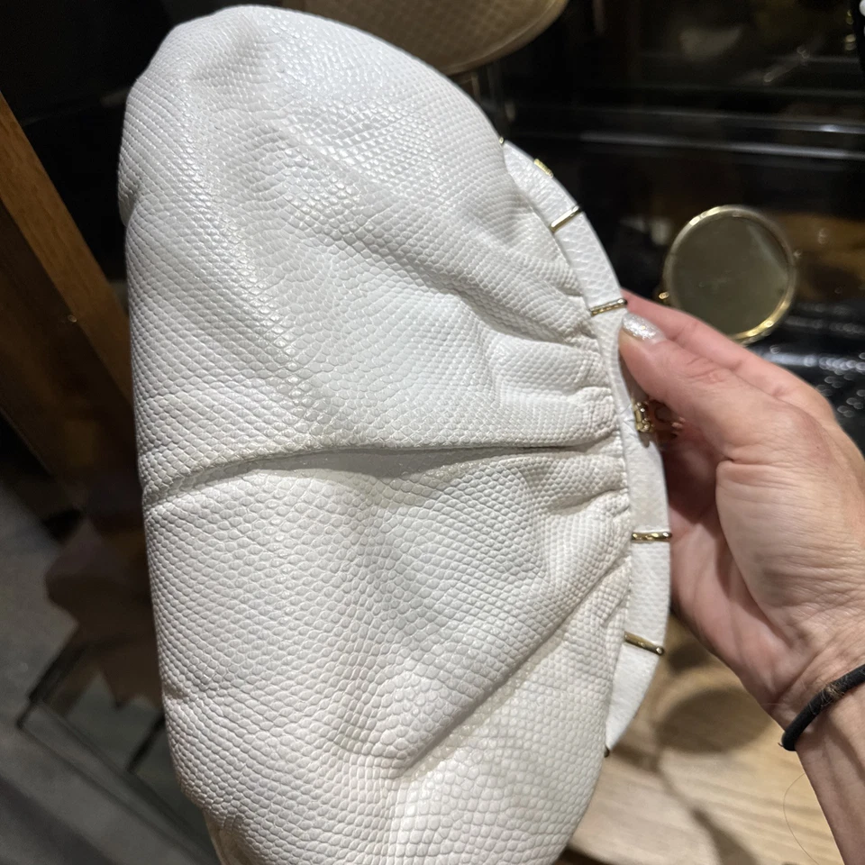Vintage Judith Leiber snakeskin bag in white Clutch 80’s 90’s - Image 3 of 4