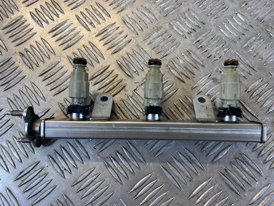 Hyundai i10 2017 Kraftstoffverteiler Einspritzleiste Verteilerrohr 3535004000 - Imagen 2 de 4