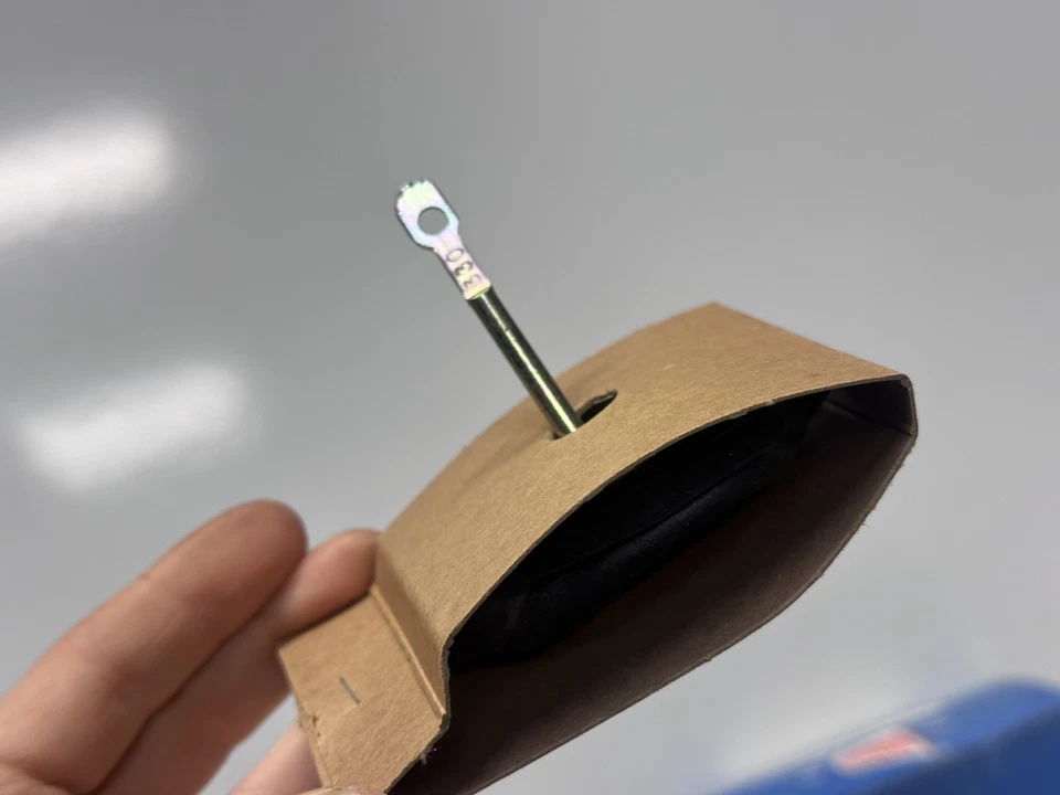 1966 Chevrolet Corvette 350 HP NOS Holley Carburetor Repair Kit GM 3884505 — 第 3/4 张图片