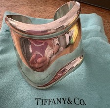 Tiffany & Co. Right wrist Sterling Silver Bone Cuff, RRP £1925