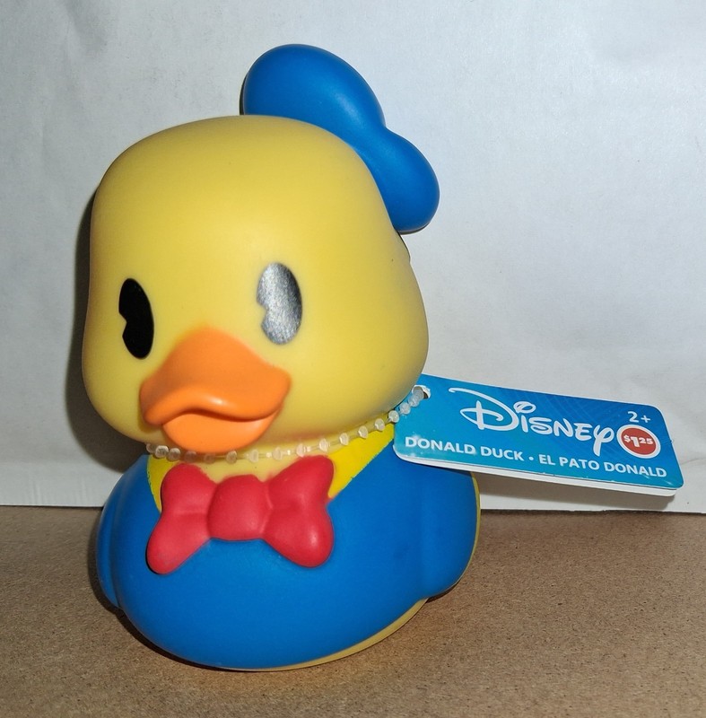 Disney Donald Duck  Rubber Duck Duckalooz New With TAG