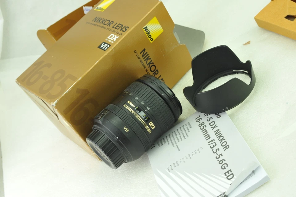 NIKON AF-S Nikkor 16-85 mm 1:3,5 - 5,6 G ED DX VR, GUT - Bild 2 von 4