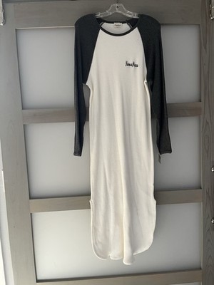 Neiman Marcus Branded Waffle Nightgown or Lounging Wear. Grey/white. Small. NWT.