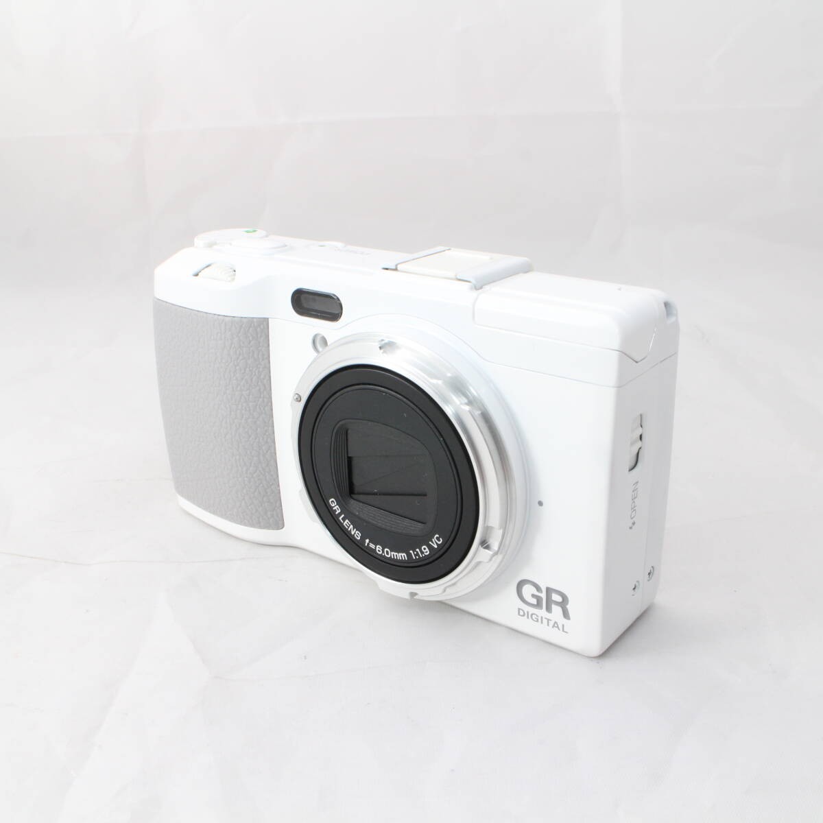 Ricoh GR Digital IV White Edition Compact Camera 1 Shot New