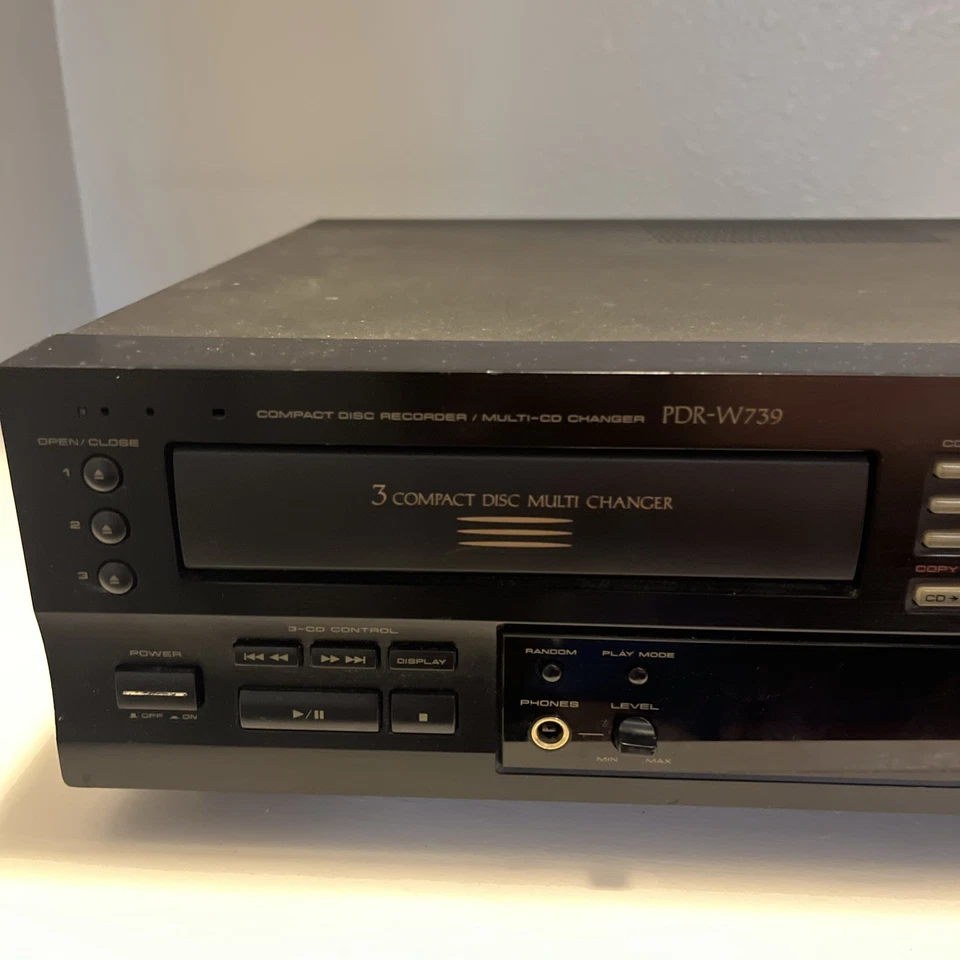 Pioneer PDR-W739 Dual Drawer CD Recorder/Copier & 3-Disc CD Changer - Image 4 of 4