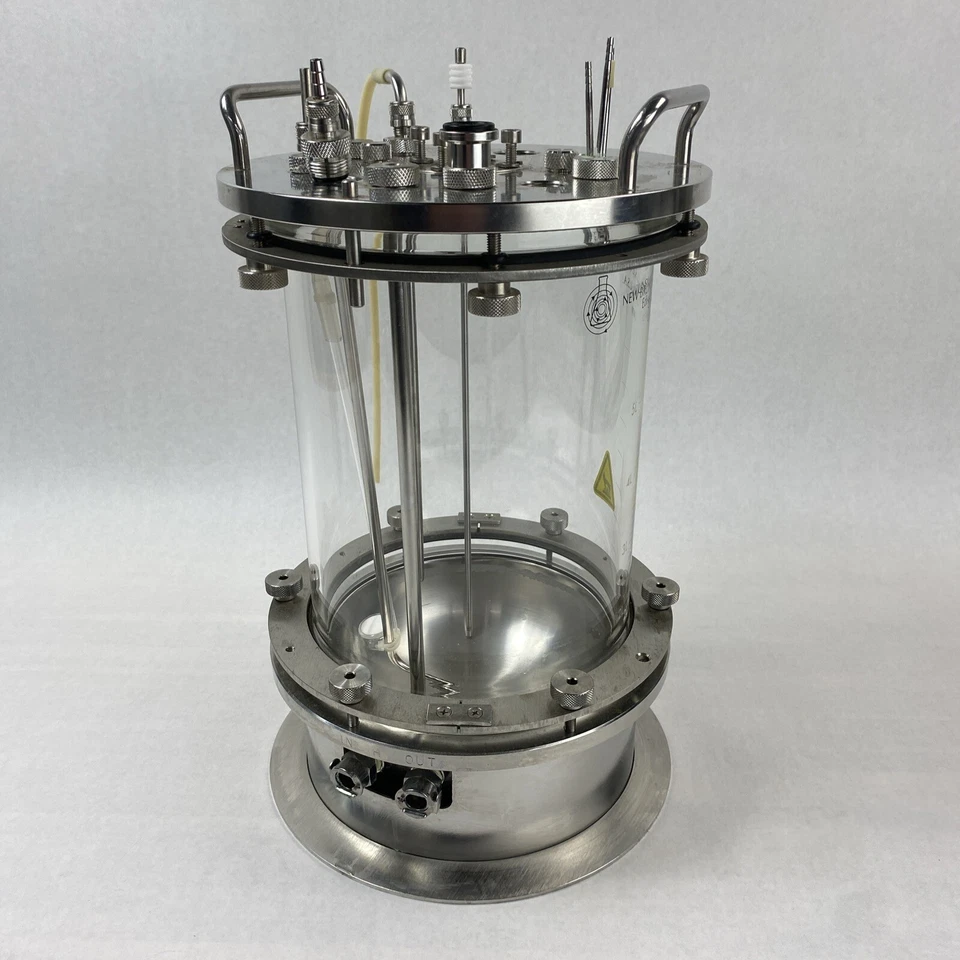 Biorreactor fermentador de recipiente New Brunswick Scientific 5L Q798700 Foto 2 de 4