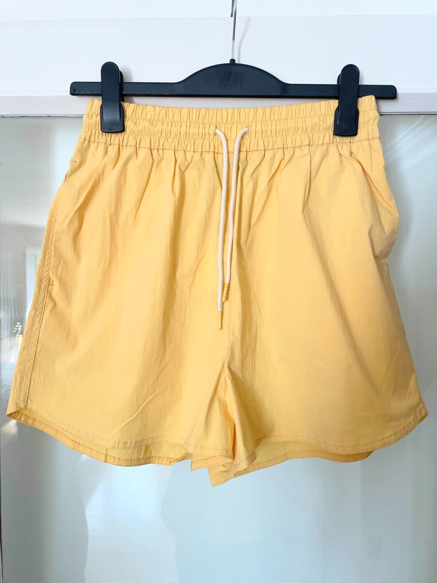 Zara sales banana shorts