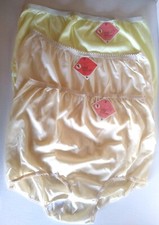 Vintage Panties Women's Size 8x 100 Nylon Granny Briefs 3 Pair NWT