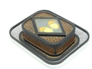 ANTIQUE-WICKER-amp-WOOD-CARVED-TRINKET-BOX-amp-TRAY-WITH-BUTTERFLY