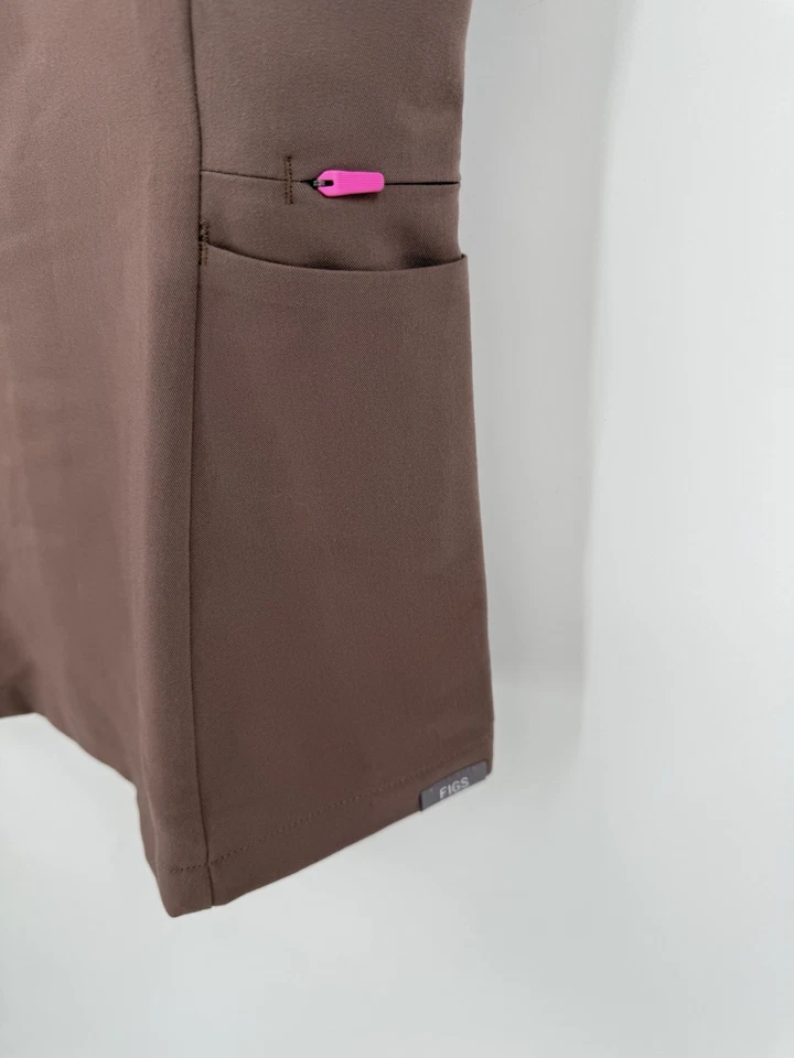 NEW Figs Scrub Set Women’s XS Brown Zamora 2.0 Stretch Joggers Limited Edition - Image 4 of 4