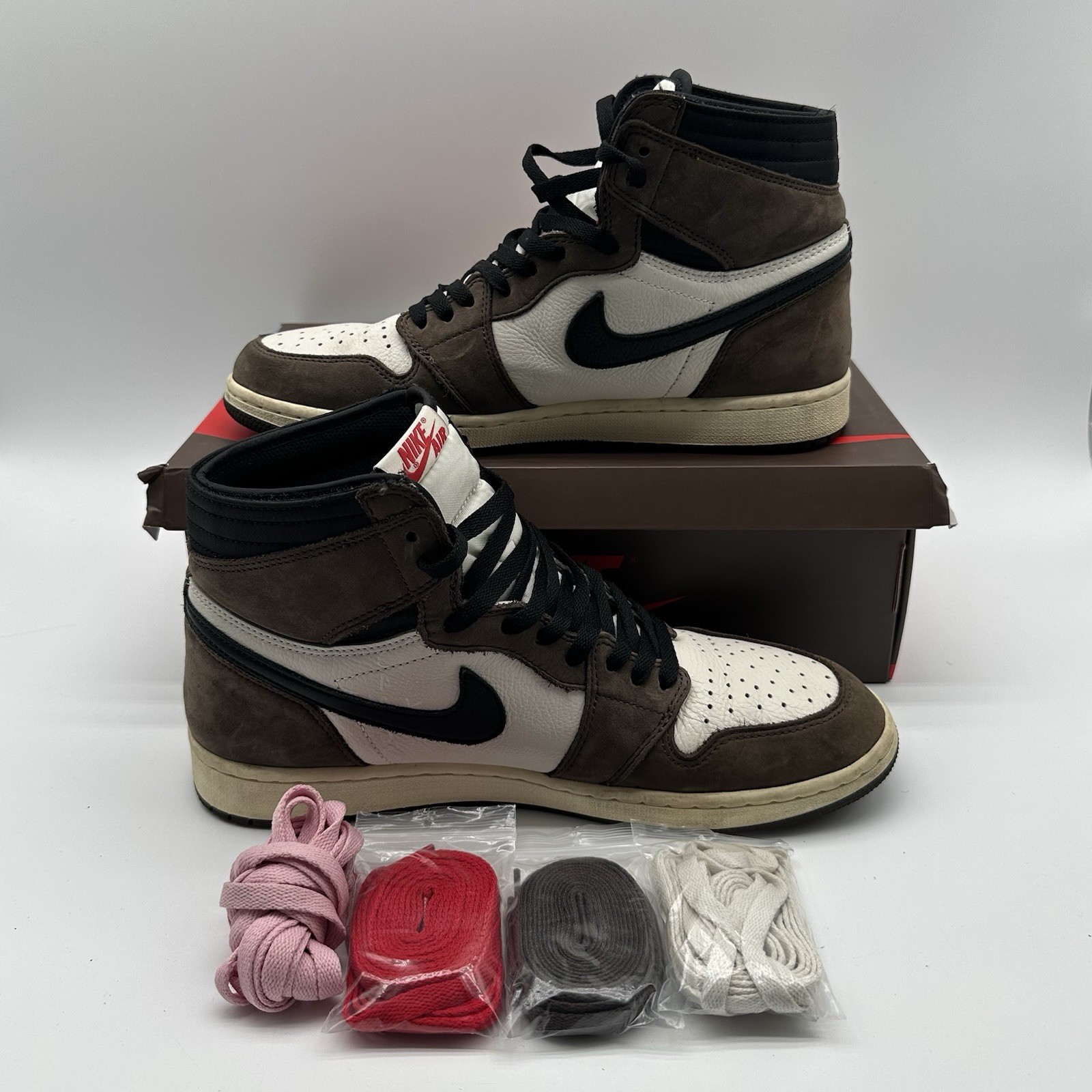 Jordan 1 Retro OG x Travis Scott High Mocha - CD4… - image 2