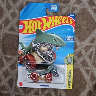 Hot Wheels Treasure Hunt Shark Bite Experimotors 